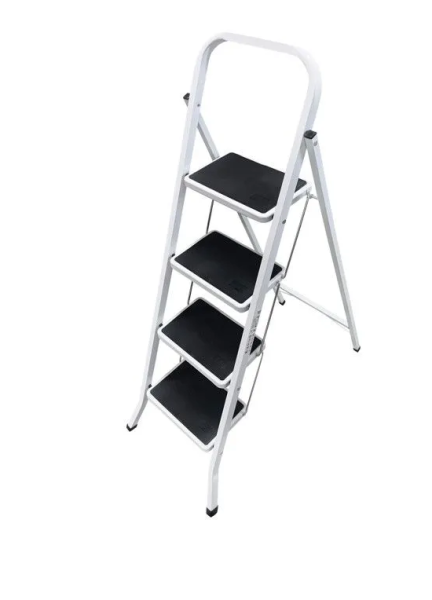 Стремянка 4 ступени широкие с рез.ковриком  (0,94м) LadderBel
